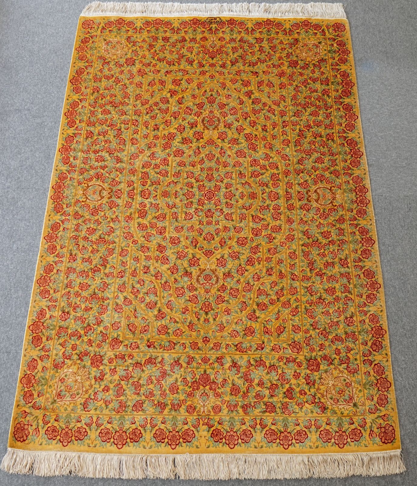 150×100cm ペルシャ手織りクム産のシルク100%絨毯 証明書付