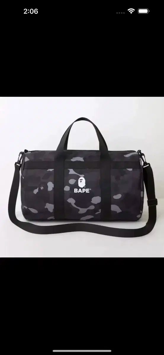 BAPE◆A BATHING APE／◆ブラックダッフルバッグ◆付録品ノベルティ A BATHING APE® 2022 SPRING COLLECTION (宝島社ブランドブック