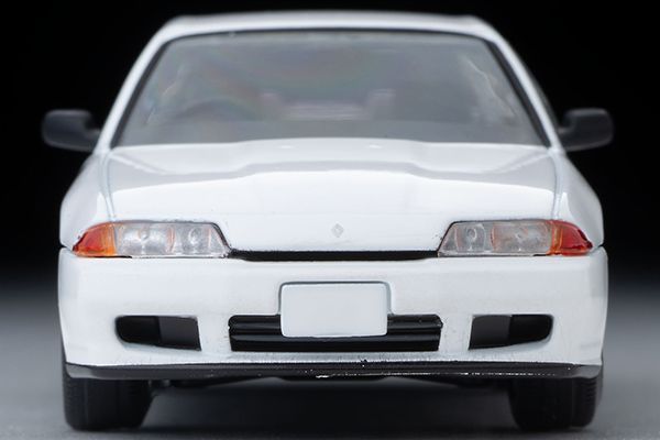 日産スカイライン 4ドアスポーツセダン GXi Type X（白）92年式 LV
