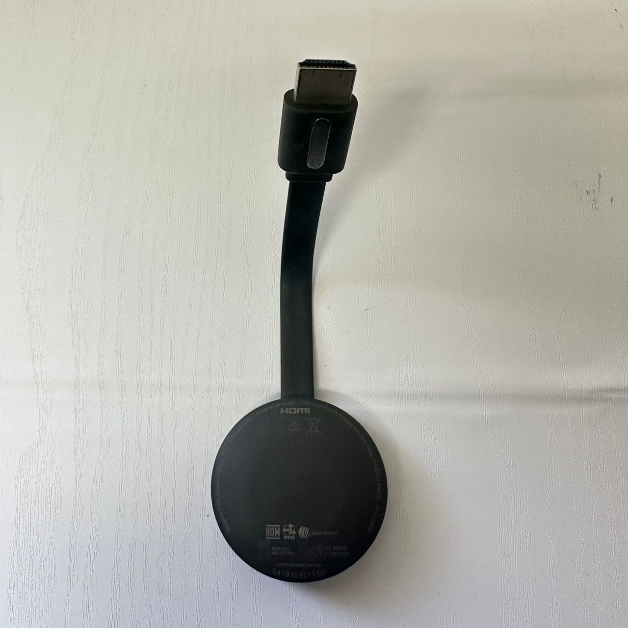 Google ChromecastグーグルクロームキャストNC2-6A5 4324 - メルカリ