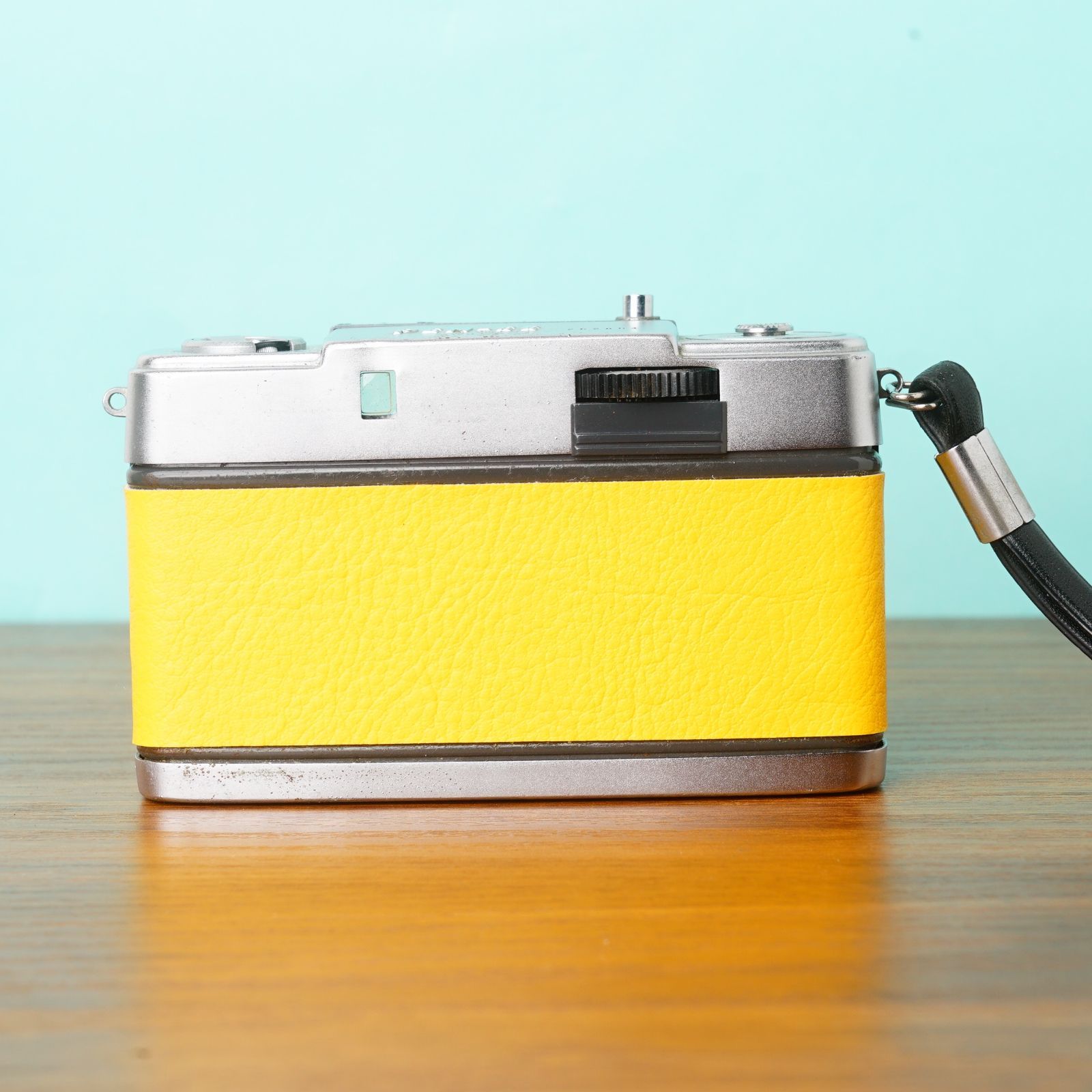 完動品◎オリンパス PEN-EES イエロー ハーフサイズ フィルムカメラ 完動品◎オリンパス PEN-EES イエロー ハーフサイズ フィルムカメラ 完