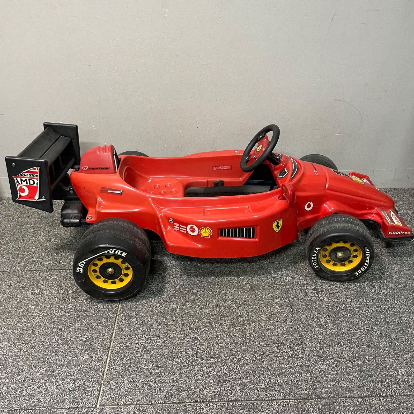 乗用玩具　フェラーリ　ペダルカー　No.2 楽天市場】Ferarri F1フェラーリ公式お子様へのプレゼントに