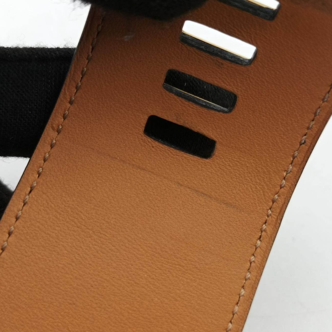 HERMES コリエドシアン　ブレスレット　ブラック　ゴールド　エルメス　レザー HERMES エルメス レザーブレスレット コリエドシアン 48 ブラック