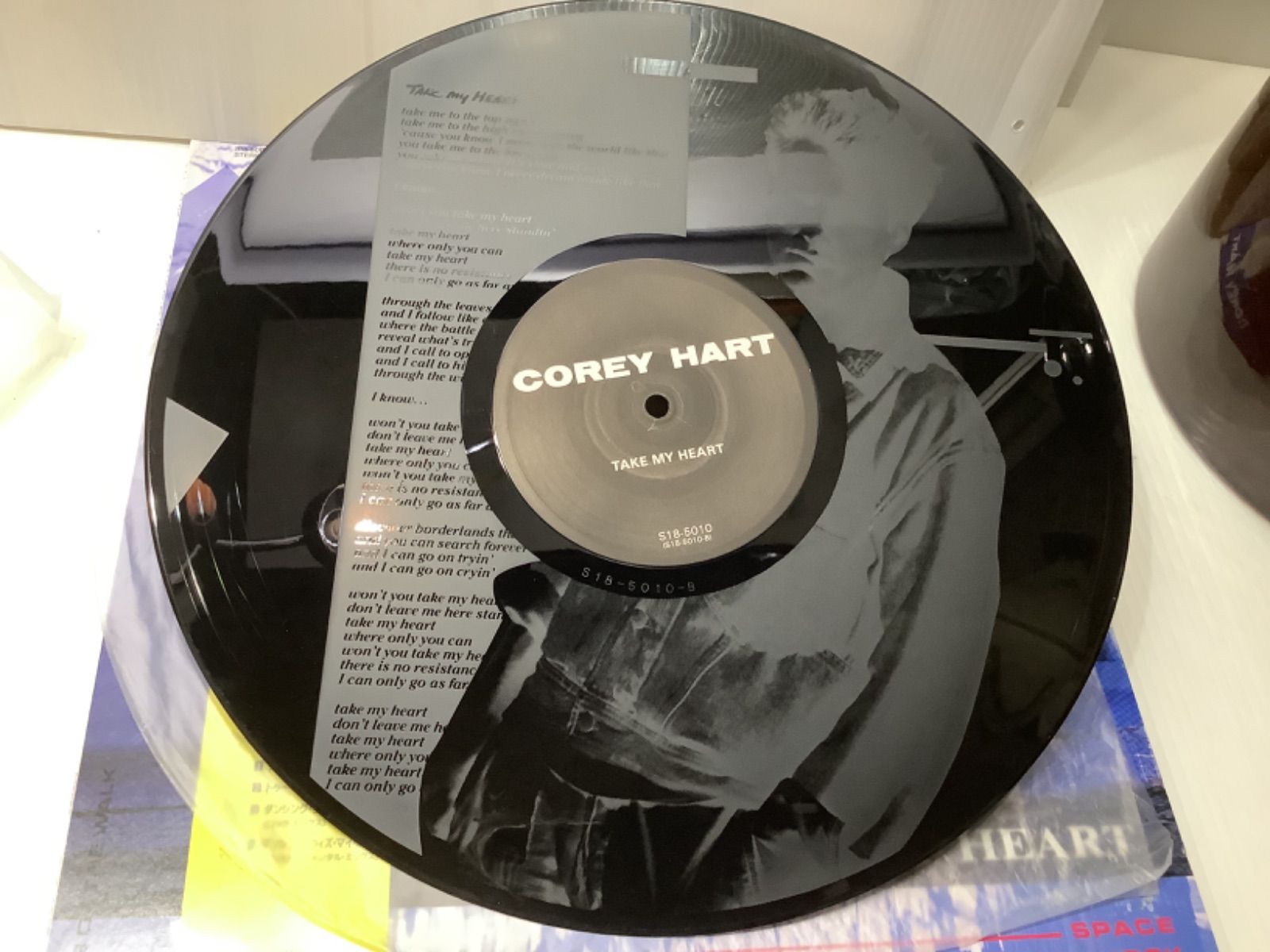 コリーハート　LPレコード Yahoo!オークション - 見本盤 1988年 コリー・ハート ヤング