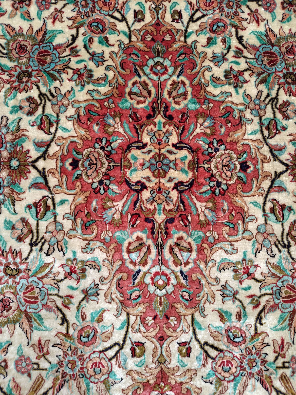 ヴィンテージシルクカーペット】手織りペルシャ絨毯 花鳥唐花文様