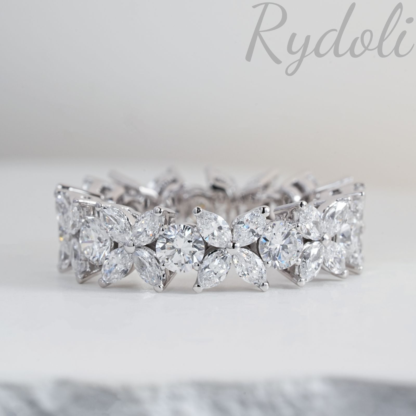 PT950 3.55ct オーダーメイド フルエタニティリング ラボグロウン  