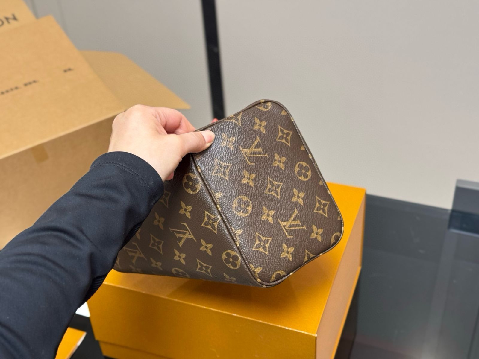今日特価】Louis Vuitton Vintage Bucket Bag ヴィンテージ