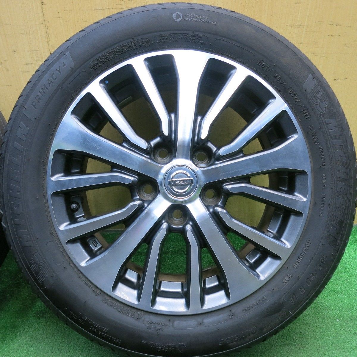 4本価格☆日産 C26 セレナ 純正 195/60R16 ミシュラン プライマシー4 
