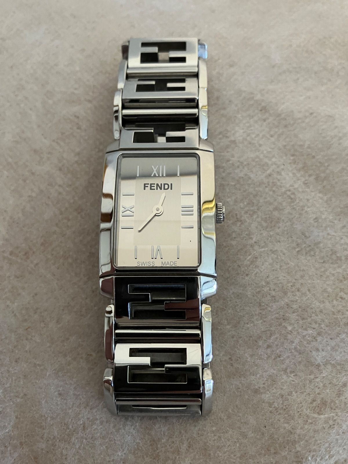 FENDI フェンディ 腕時計 オロロジ クラシコ レディースウォッチ
