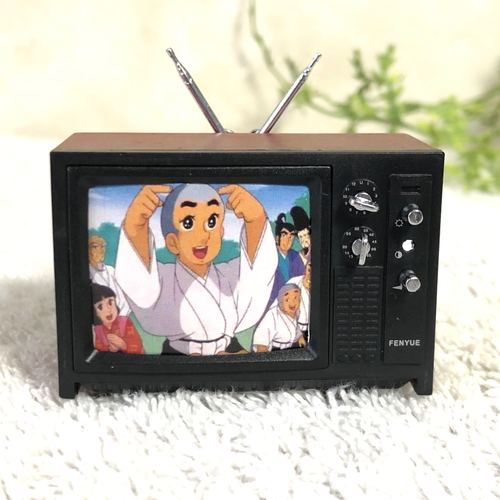 ミニチュア】昭和レトロ＊ブラウン管テレビ【ブラウン】 - メルカリ