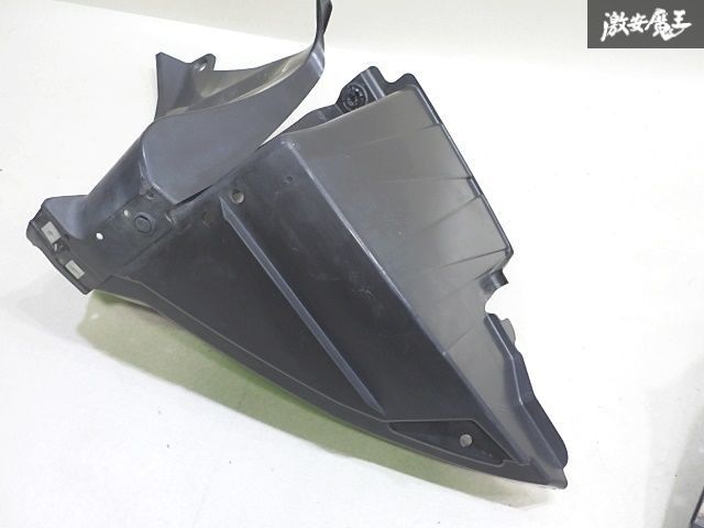 トヨタ 純正 MXWH60/ MXWH61/ MXWH65 プリウス フロア センター