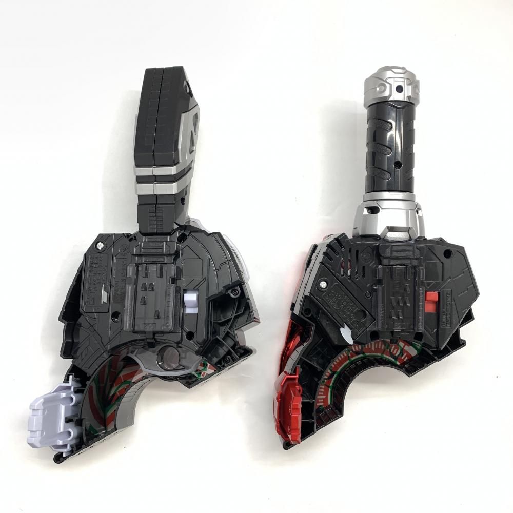 中古】開封・特典付き)仮面ライダーギーツ PREMIUM DX