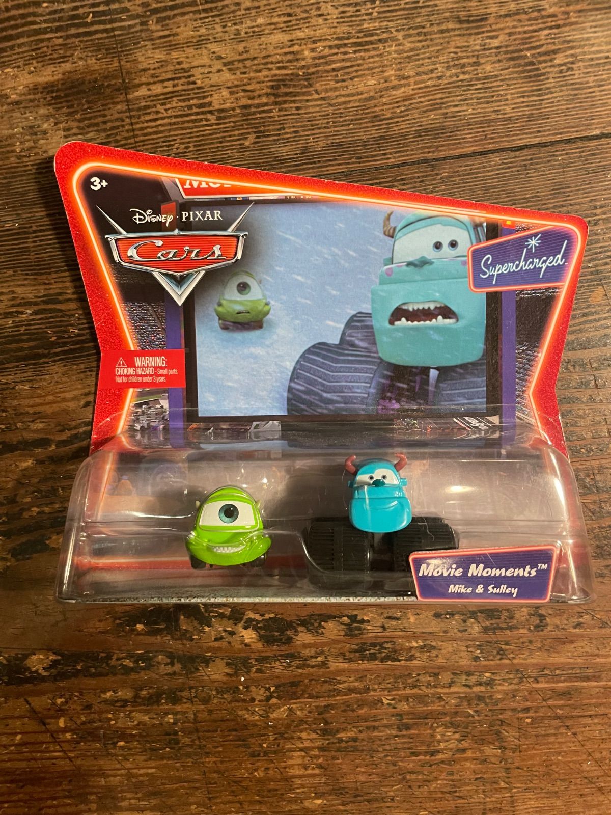 ディズニーピン　トイ・ストーリー　モンスターズ・インク　キャスト　バズ　マイク ディズニーピン トイ・ストーリー モンスターズ・インク キャスト バズ