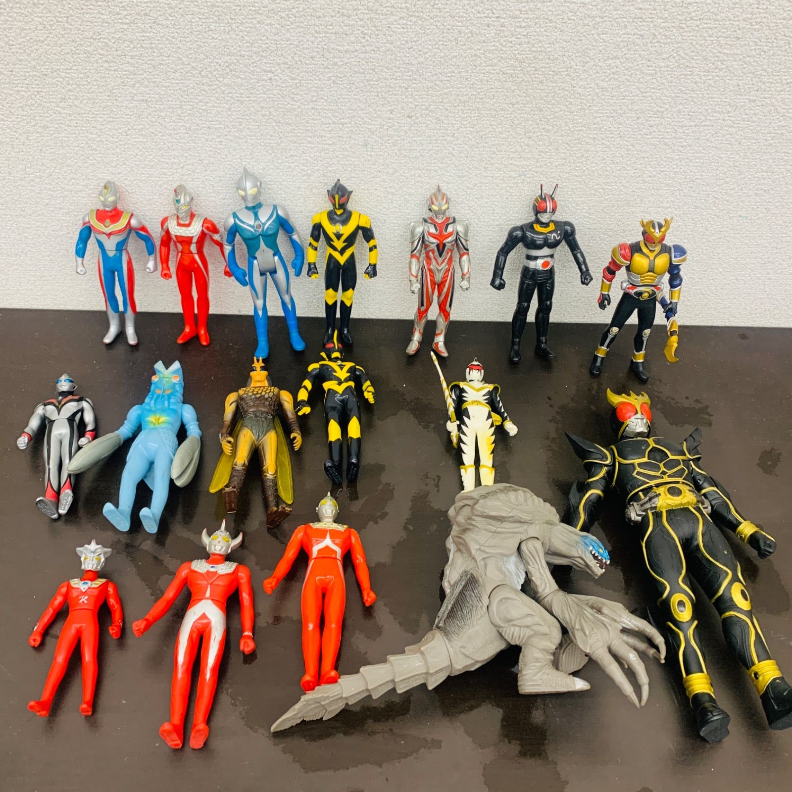 スーパー戦隊、仮面ライダー　ソフビ人形 スーパー戦隊、仮面ライダー ソフビ人形 Yahoo!オークション