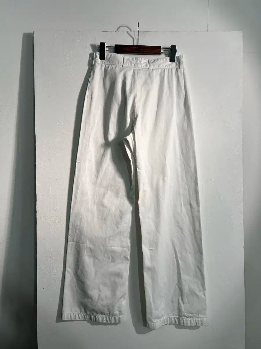 sport white