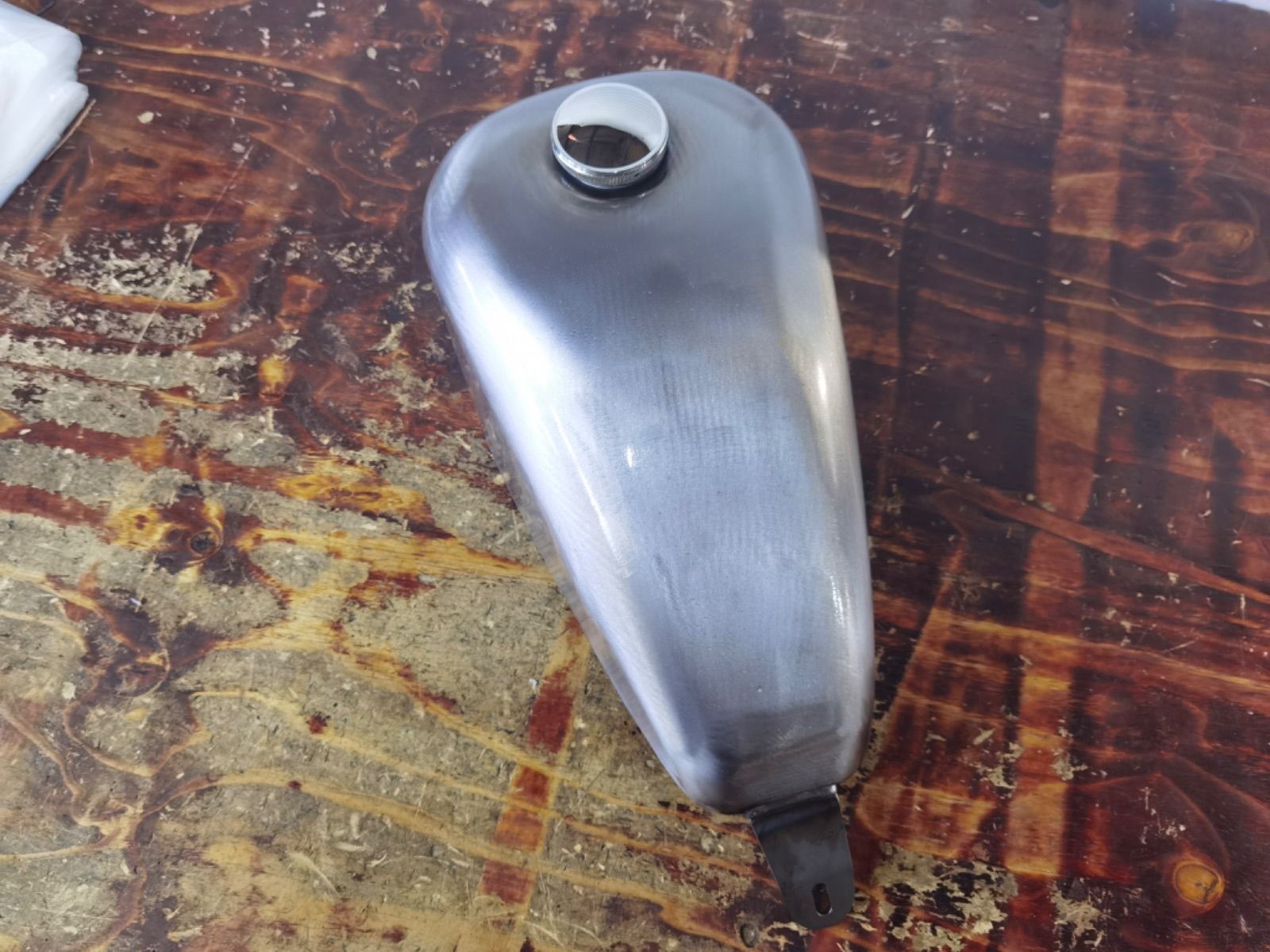 品 T-70 カワサキ バルカン400 800用 バルカンクラシック４００ VULCAN スポーツスター 燃料タンク ボルトオン コック付き タンク製作工房