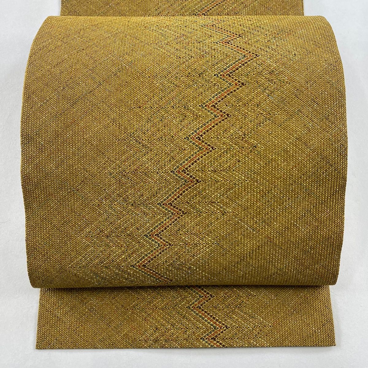 C9 美品 夏物 羅 幾何学模様 ベージュ 正絹 六通 名古屋帯 松葉仕立て 名古屋帯 美品 秀品 夏帯 八寸名古屋帯 松葉仕立て 羅 幾何学