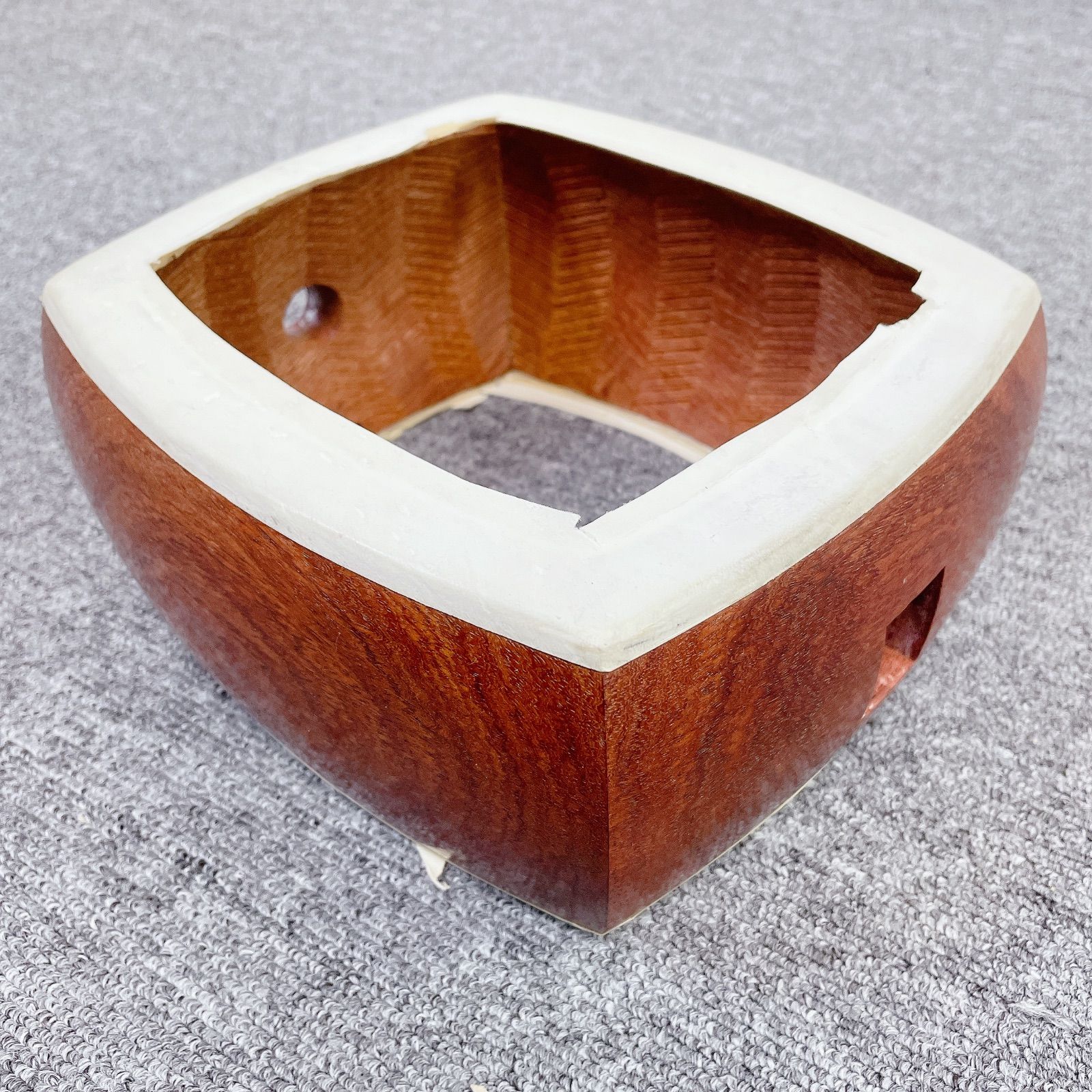 トチ紅木 子持ち綾杉彫り胴