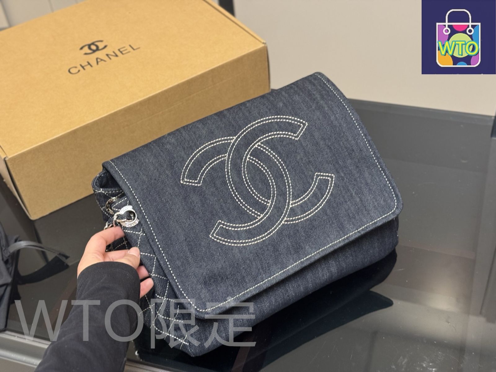 今日特価】Chanel Denim Messenger Bag シャネル デニム