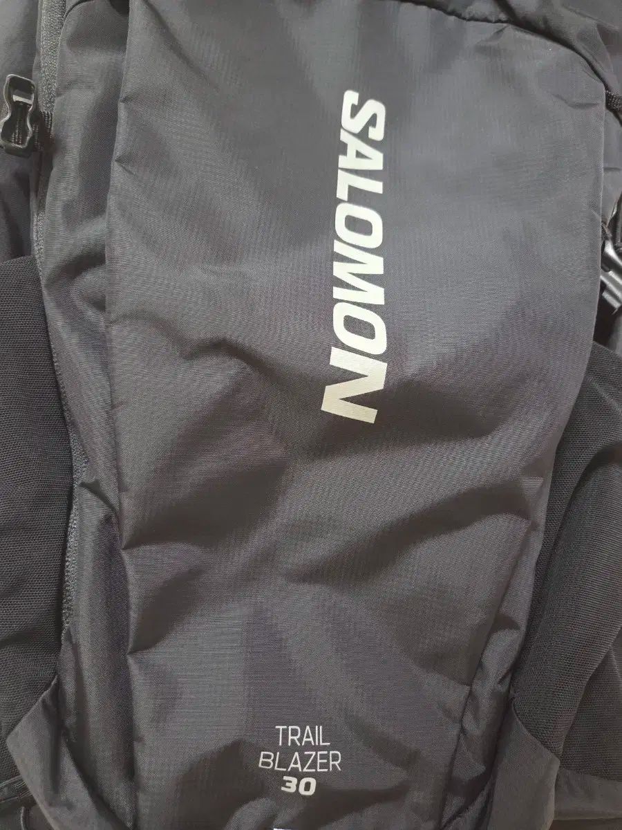 SALOMON サロモン トレイル ブレーザー30 黒