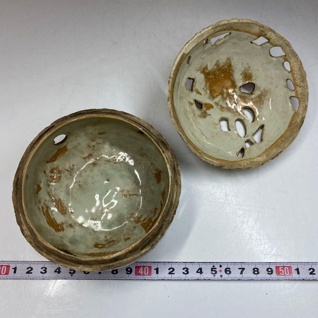 古代中国　青磁　透かし香炉　木箱付　幅10.8/高さ約8㎝　東Y5-0506☆ 古代中国 青磁 透かし香炉 木箱付 幅10.8/高さ約8㎝ 東Y5-0506