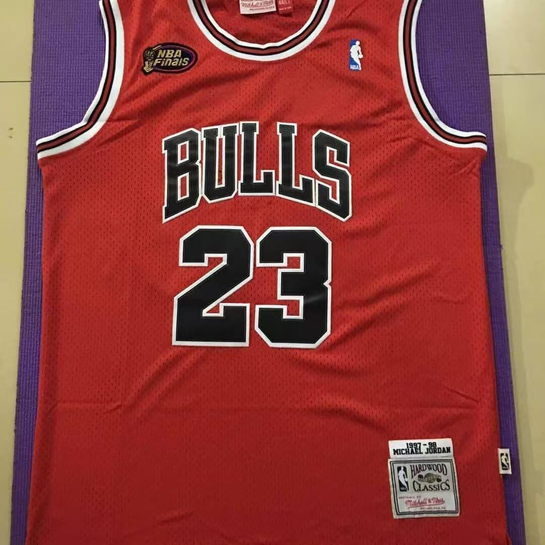 NBA】ブルズ激レア人気マイケルジョーダン希少ゲームシャツ 赤 レッド  
