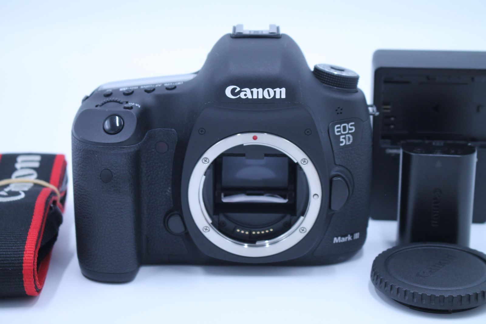 Canon EOS 5D Mark III 本体 シャッター4,685回 美品 シャッター回数12699回！□極上品□ CANON EOS 5D Mark III ボディ