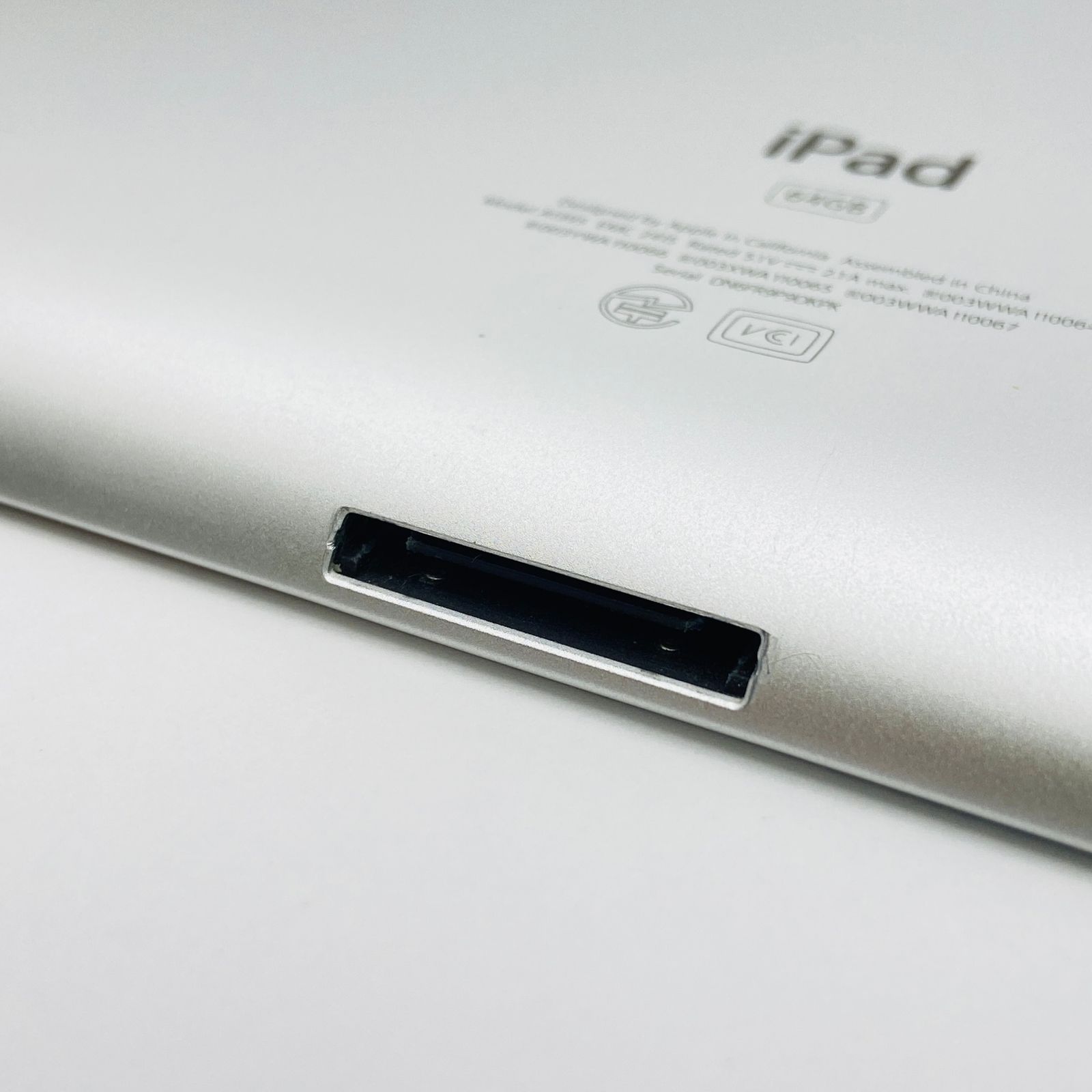 Apple iPad 第2世代 MC981J/A 64GB【C4488-C】 - メルカリ