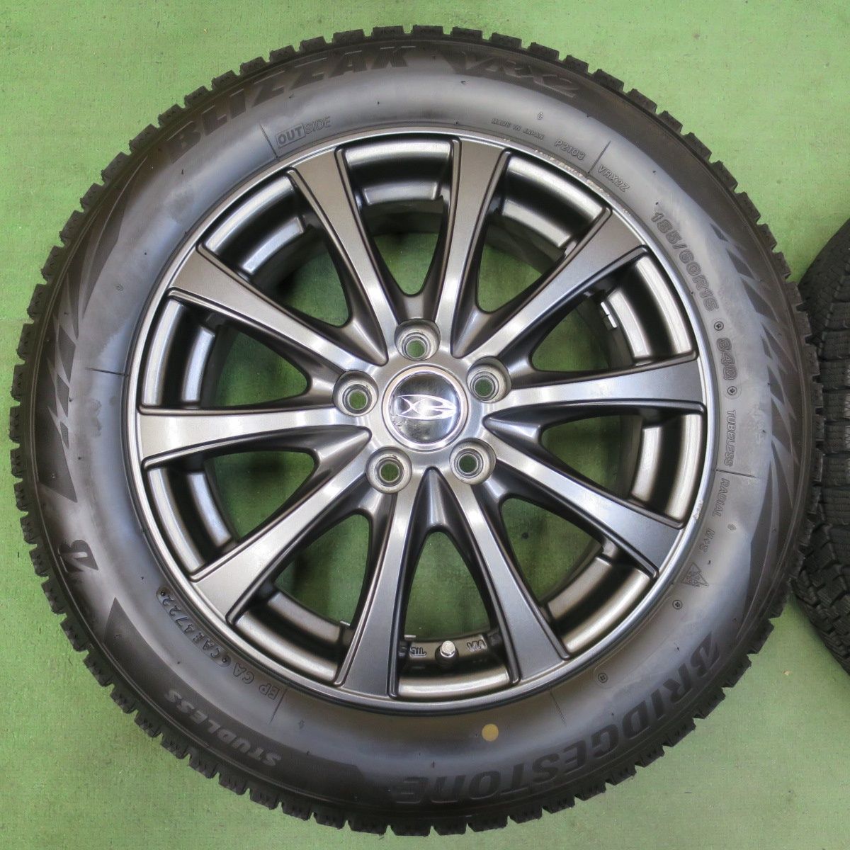 バリ溝！22年！キレイ！ほぼ10分☆シエンタ 等 185/60R15