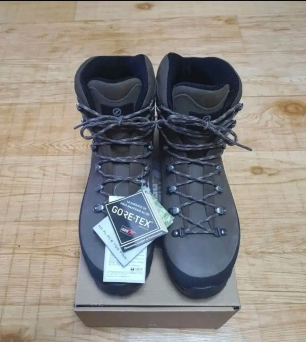 SCARPA スカルパ クンブ GTX メンズ 登山靴 EU42 265 ー 270mm
