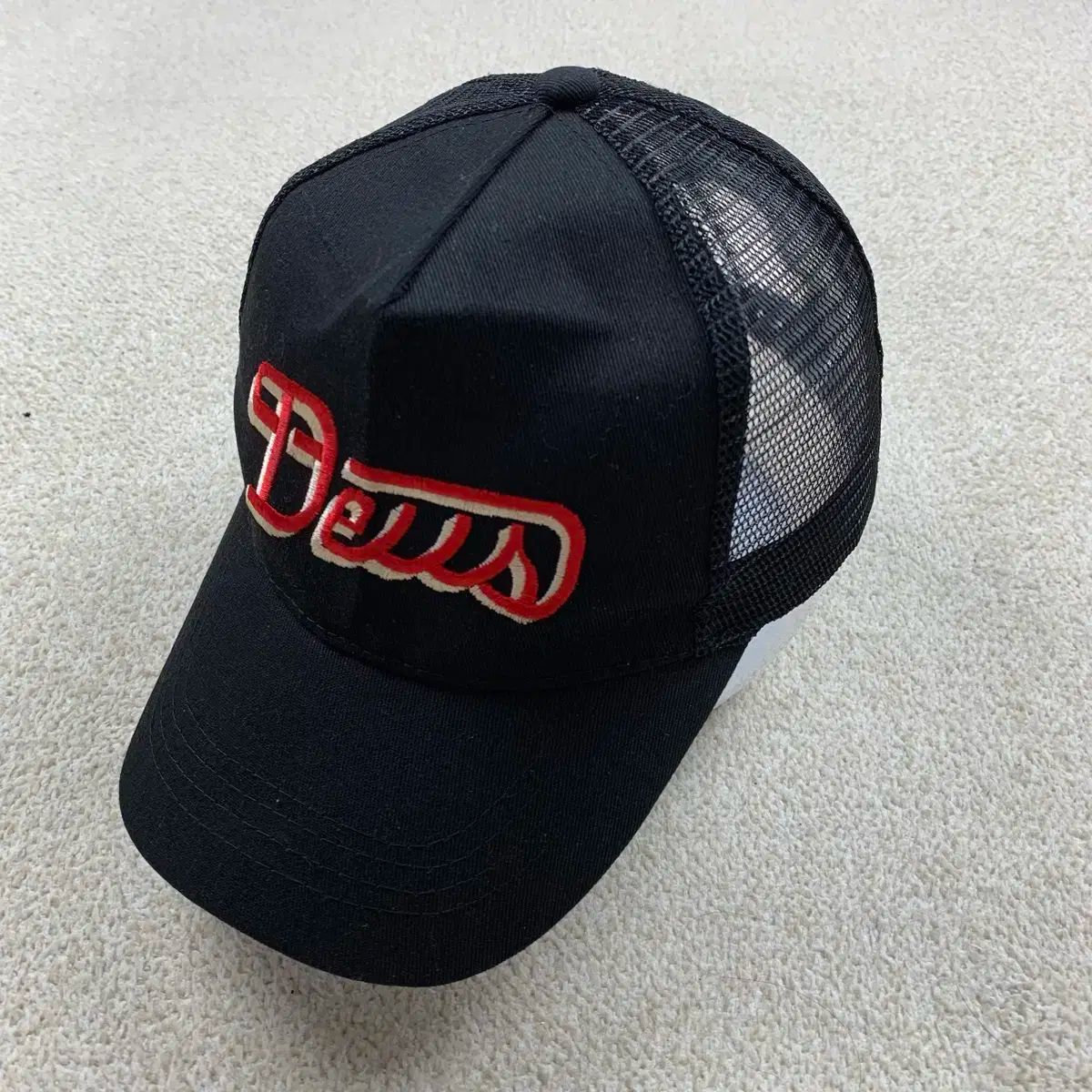 Deus ex Machina（デウス)CAP HAT ロゴ刺繍キャップ 黒 Amazon | Deus Ex Machina デウスエクスマキナ VENICE ADDRESS