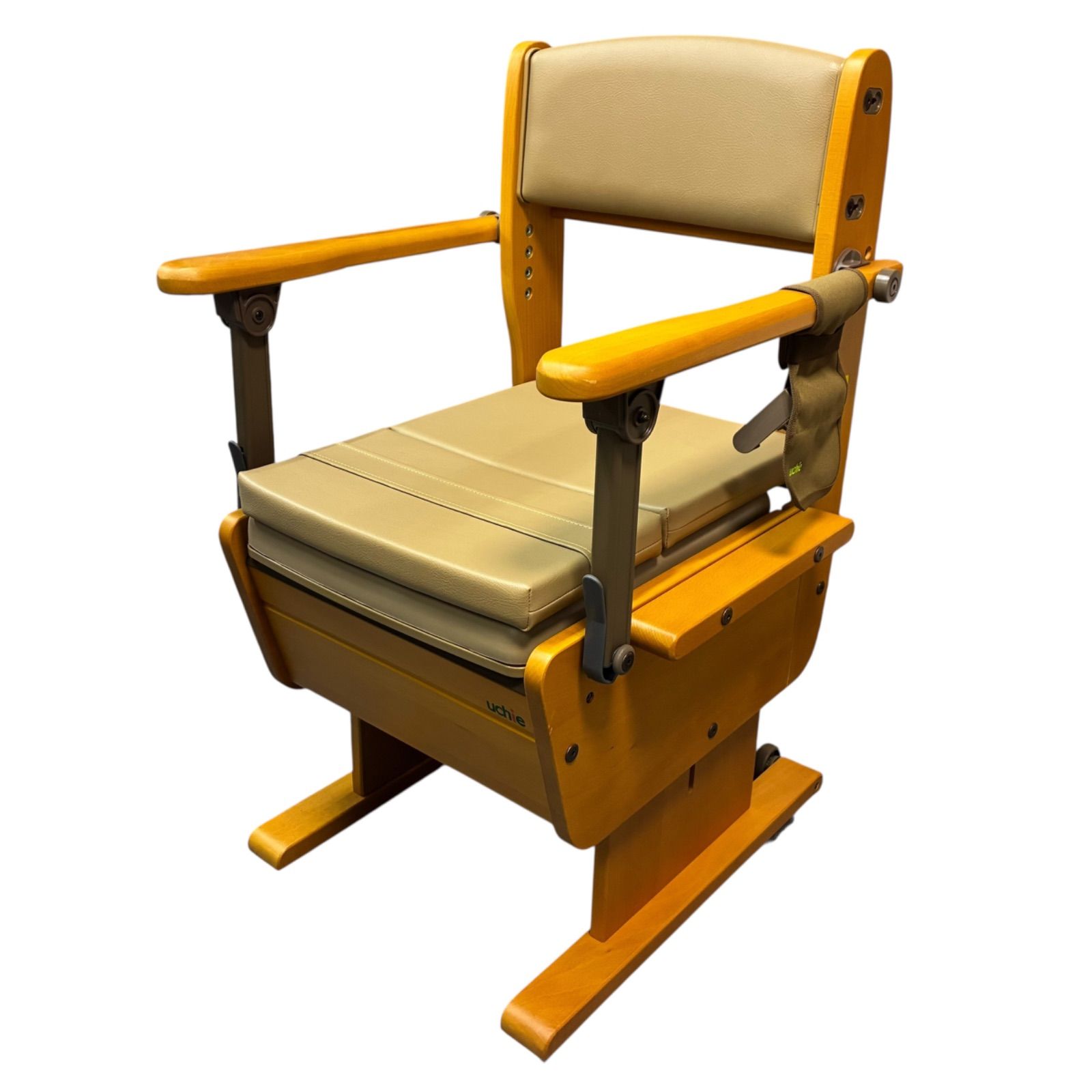 新品未使用 ポータブルトイレ 購入 uchie ウチエ 木製チェア 介護用