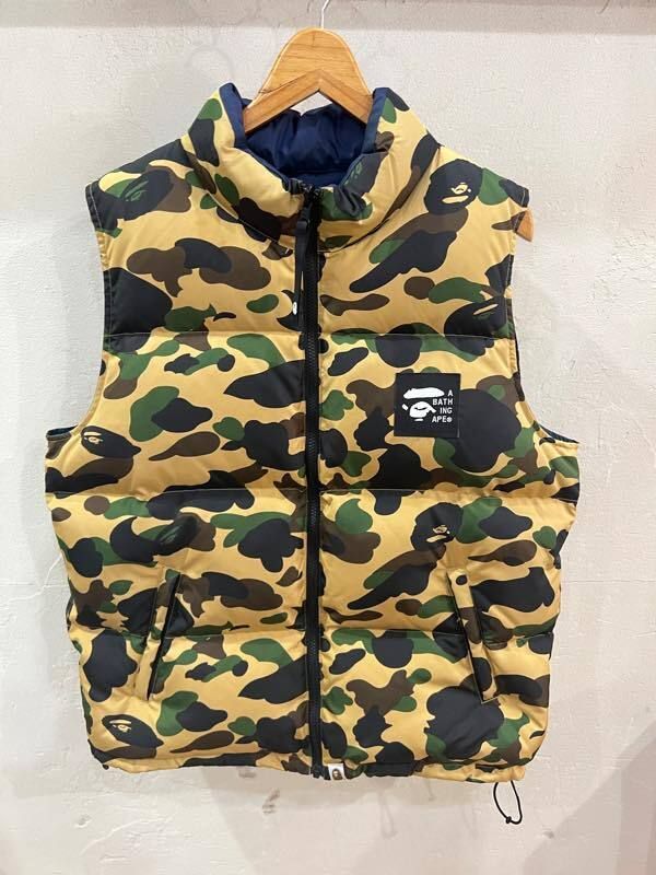 A BATHING APE アベイシングエイプ size L カモ柄リバーシブルダウン
