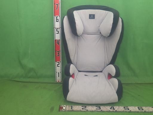メルセデスベンツチャイルドシート