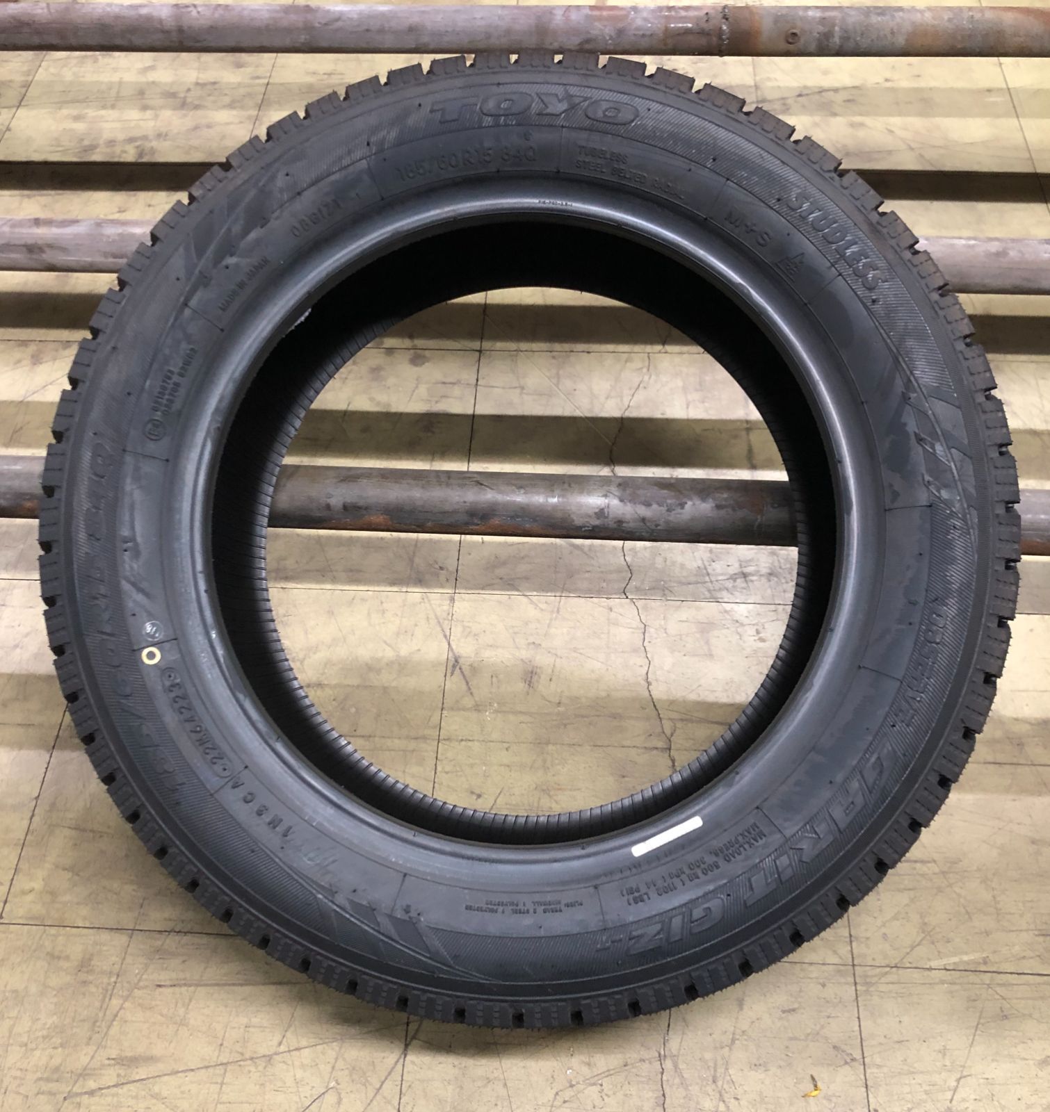 サミット　ヨーヨー OBSERVE GARIT GIZ（オブザーブ・ガリットギズ）｜タイヤ製品