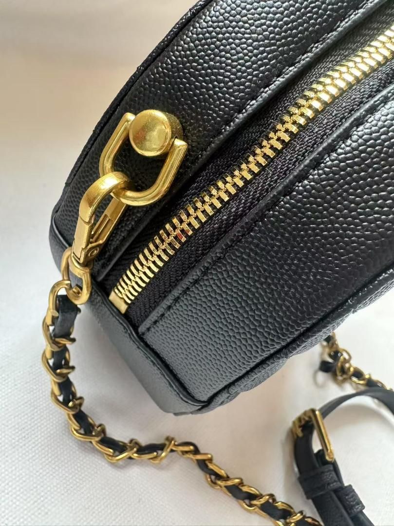 YSL ショルダーバッグ