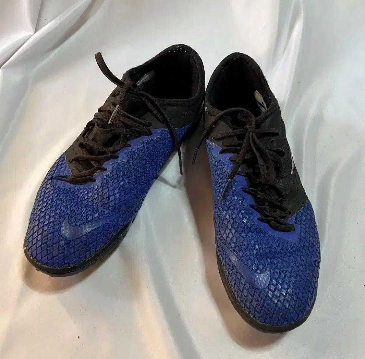 【雷市場（ポンジャン）商品韓国直送】 NIKE(ナイキ) ハイパーヴェノム サッカーシューズ tf 275