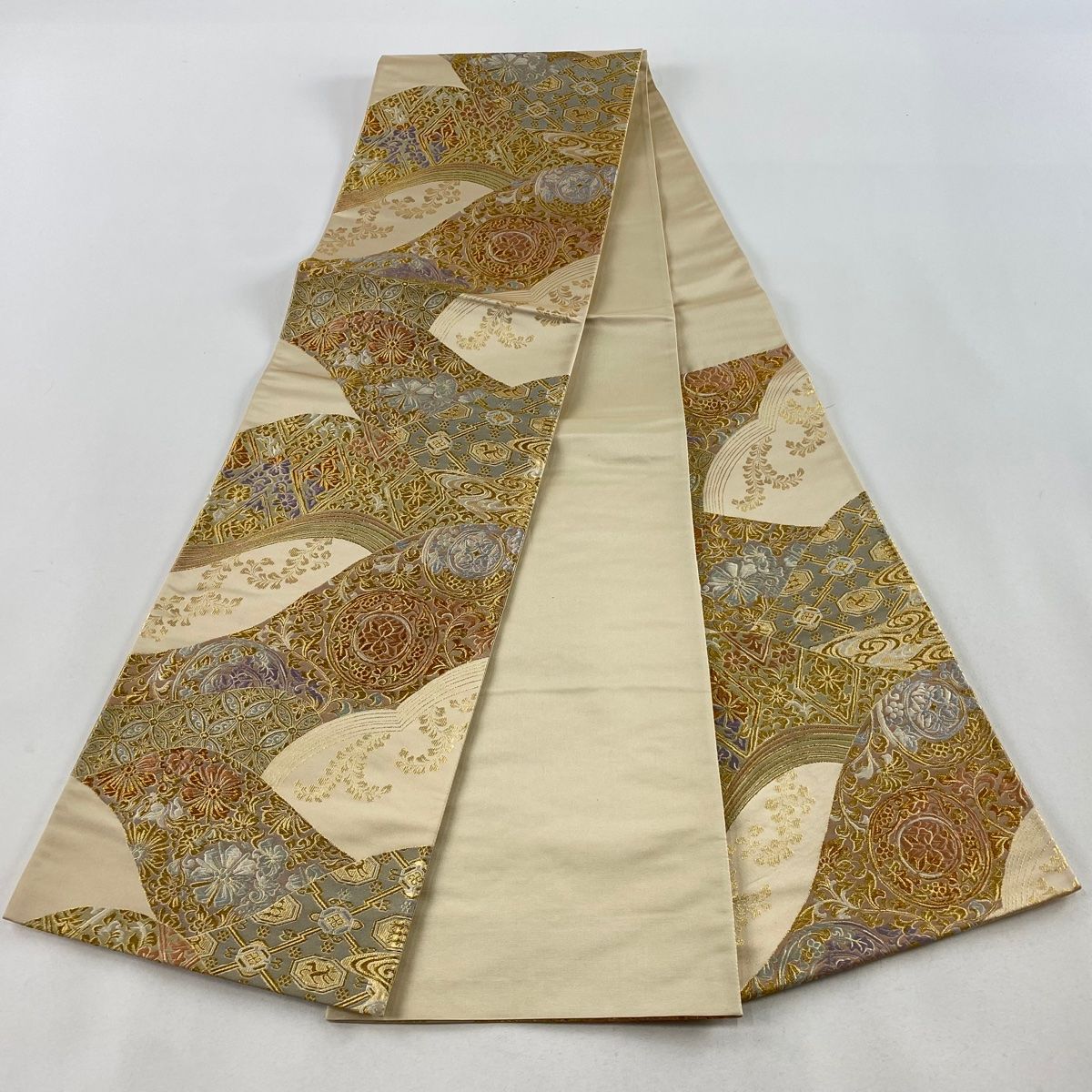 袋帯 美品 秀品 花唐草 七宝 金糸 箔 金色 六通 正絹 【中古