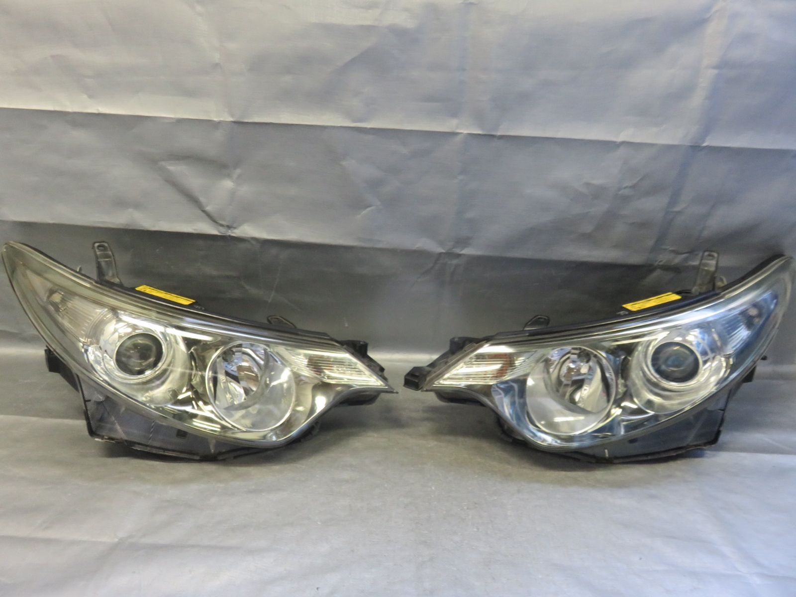 トヨタ 50系 エスティマ 前期 AFS 付き ヘッドライト 左右セット HID