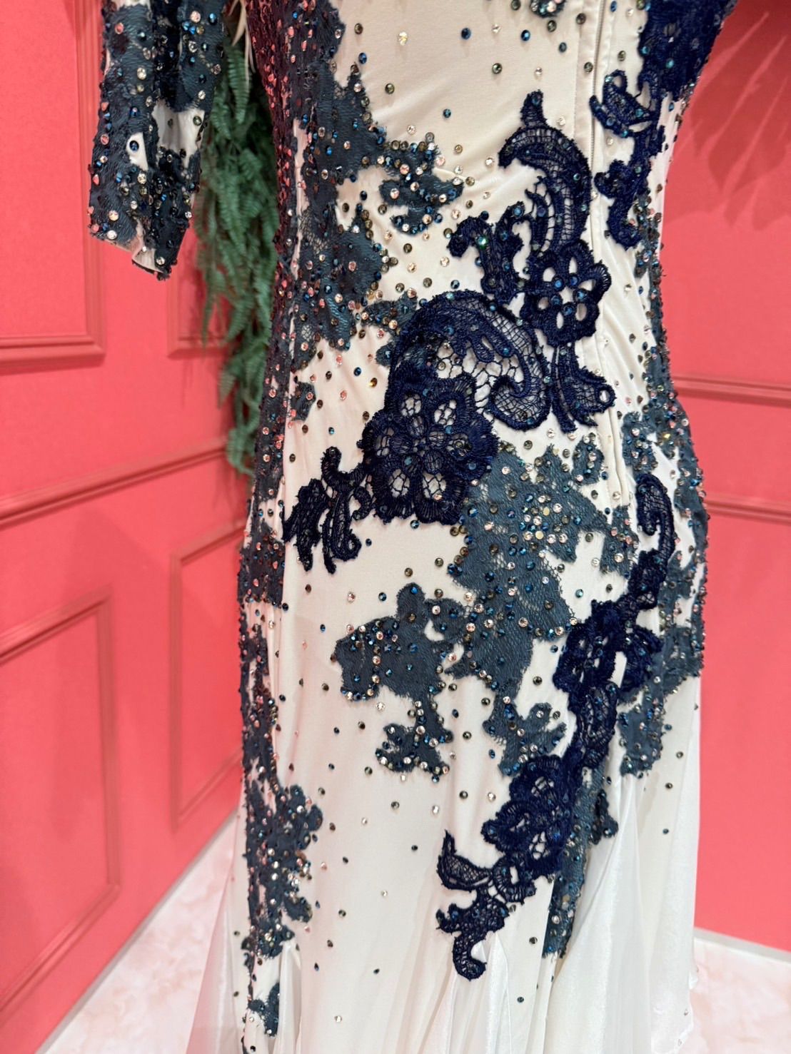 ホワイト×ネイビー サイズL