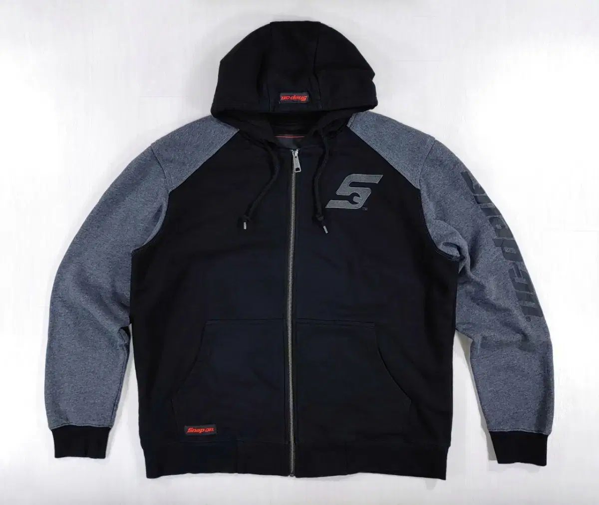 ⭐️LOCAL GOLF ローカルゴルフ　長袖ポロシャツZOZO限定　黒　XL ⭐️LOCAL GOLF ローカルゴルフ 長袖ポロシャツZOZO限定 黒 XL Local