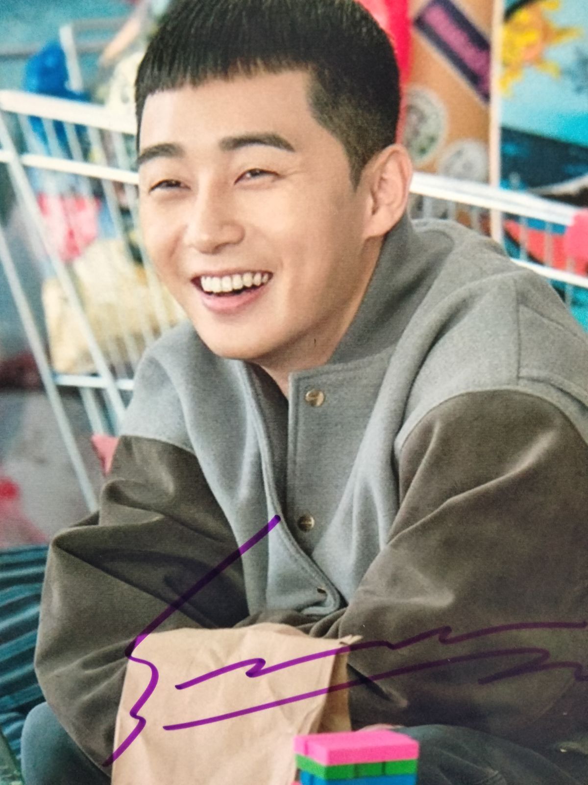 パク・ソジュン直筆サイン入り超大型写真…Park Seo-joon… パク・ソジュン直筆サイン入り超大型写真…Park Seo-joon…梨泰院