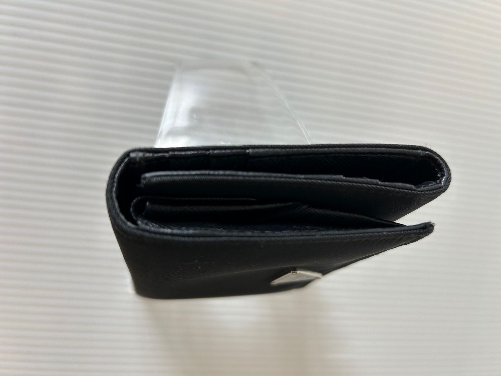 PRADA プラダ 三つ折り財布 三角ロゴ ナイロン ブラック 黒 レディース