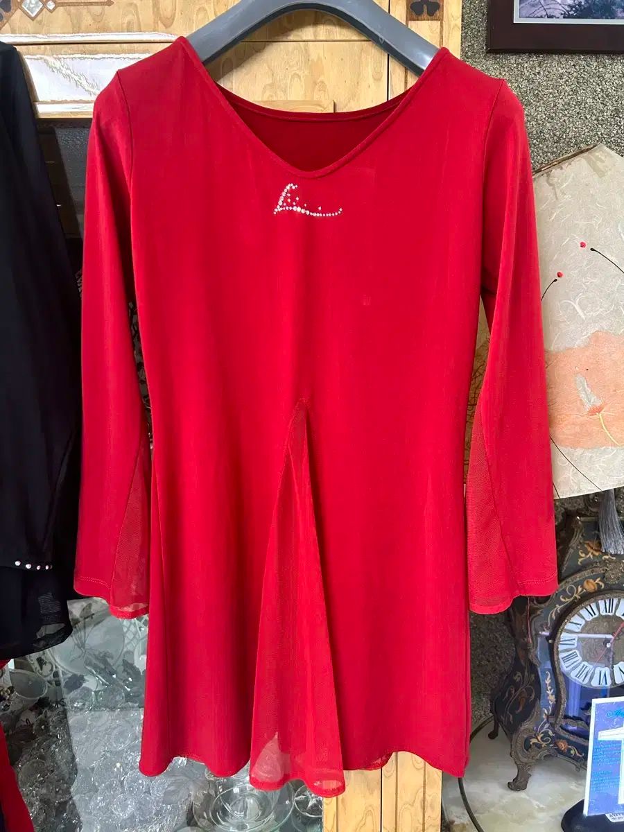 アレマナ ダンス衣装