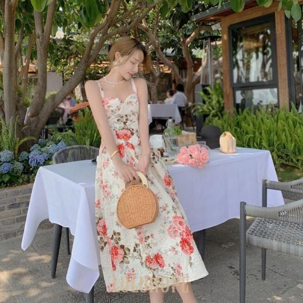 花柄ワンピース リゾート
