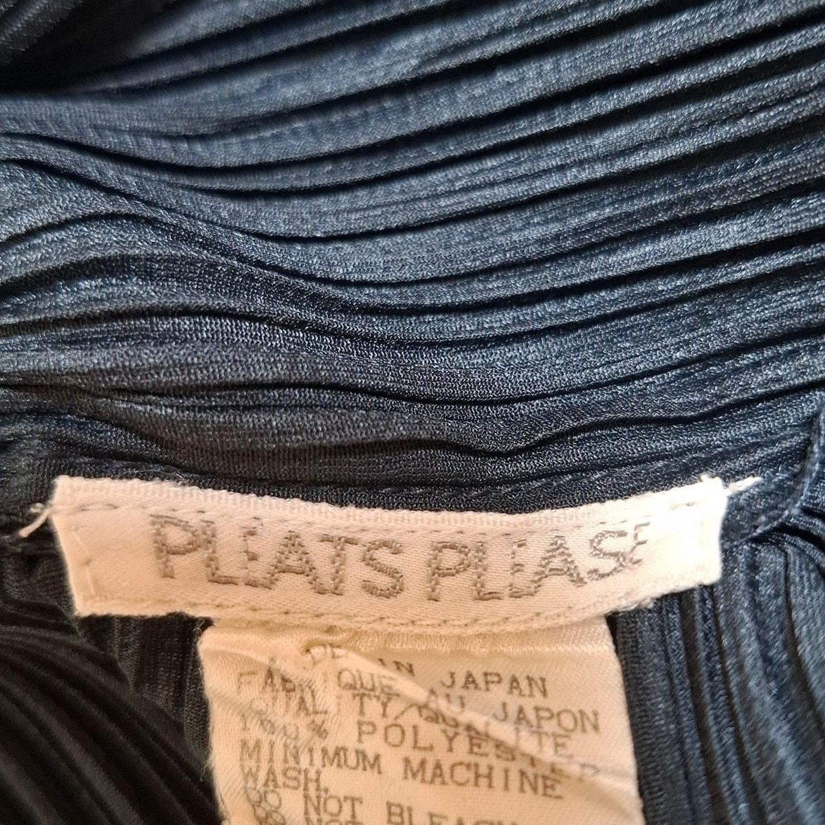 PLEATS PLEASE(プリーツプリーズ) 半袖シャツブラウス サイズ3 L