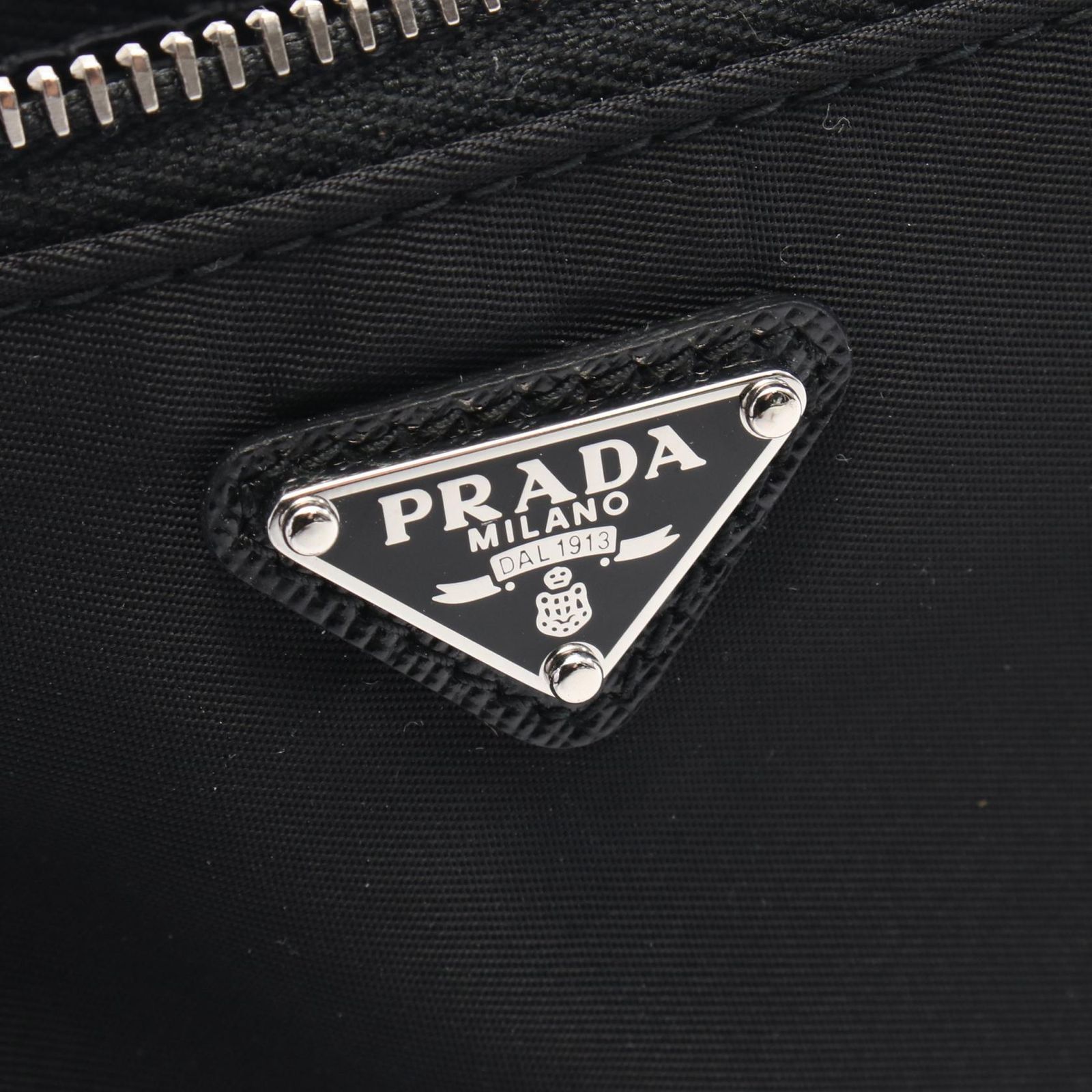 プラダ PRADA ポーチ 2TT1172DMKF0002 ブラック ナイロン キーリング付  