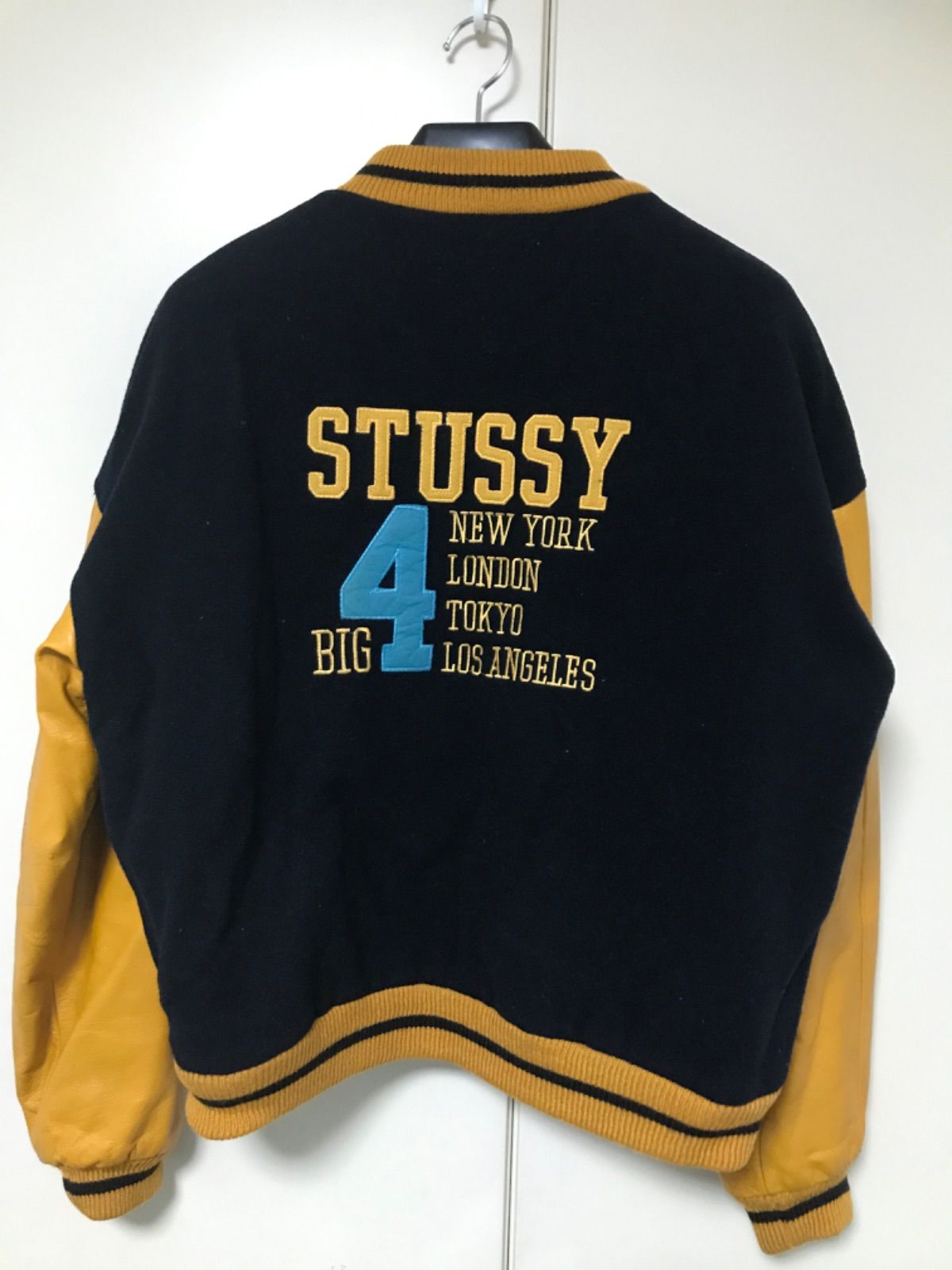 1998年製 STUSSY BIG4「4都市限定」スタジャン - メルカリ
