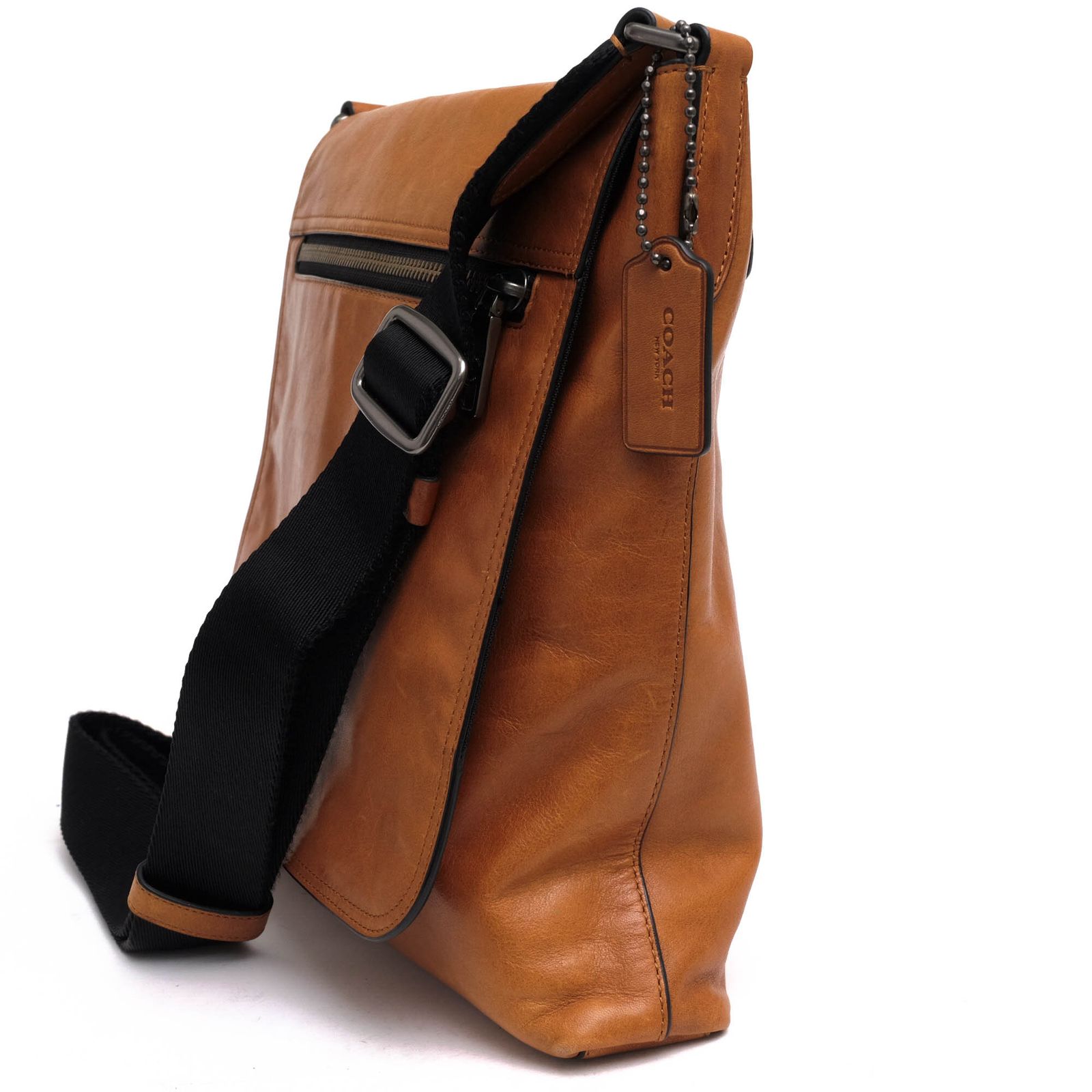 コーチ COACH バッグ ショルダーバッグ 鞄 メンズ 男性 男性用 レザー 革 本革 ブラウン 茶 71620 Sullivan Small Messenger In Sport Calf Leather サリバン スモール メッセンジャー フラップ式 カーゴパンツ ブラウン系