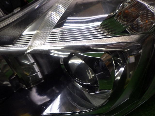 スバル BR9 BM9 レガシィ 後期 ヘッドライト 左右 HID 100-20061 4N